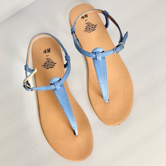 H&M Shoes - H&M Thong Sandal